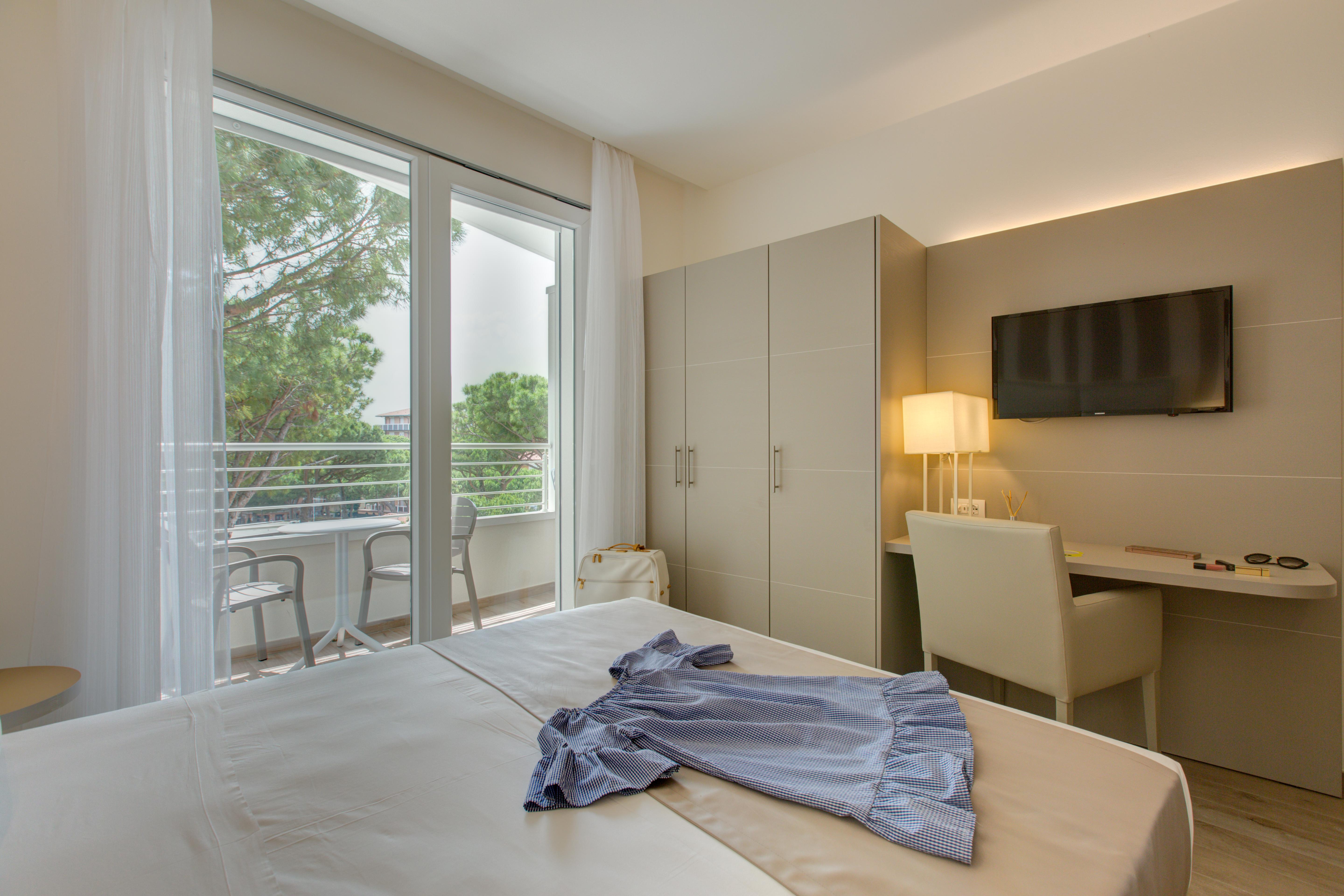 Hotel Luxor Milano Marittima Exteriör bild