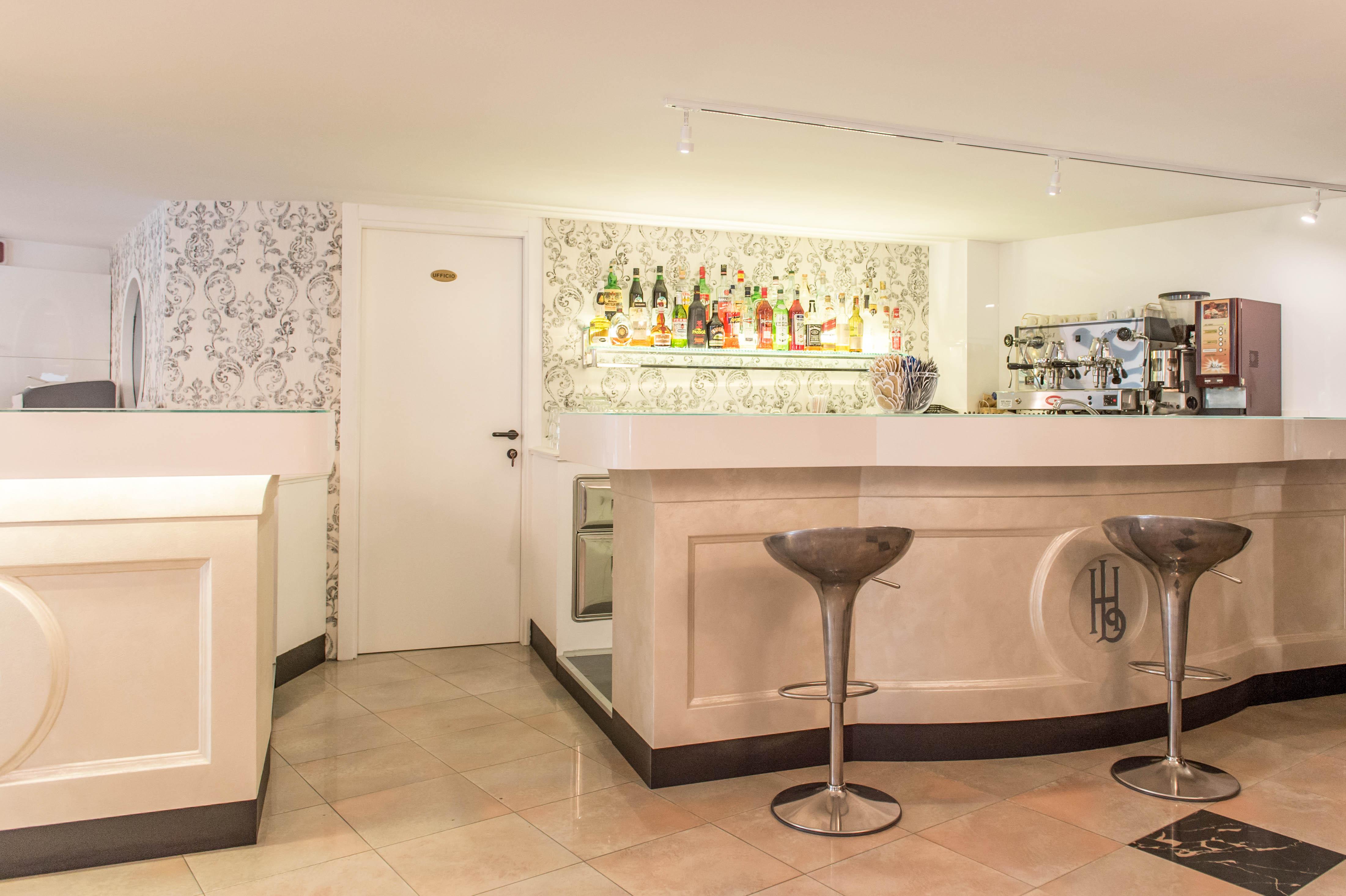 Hotel Luxor Milano Marittima Exteriör bild