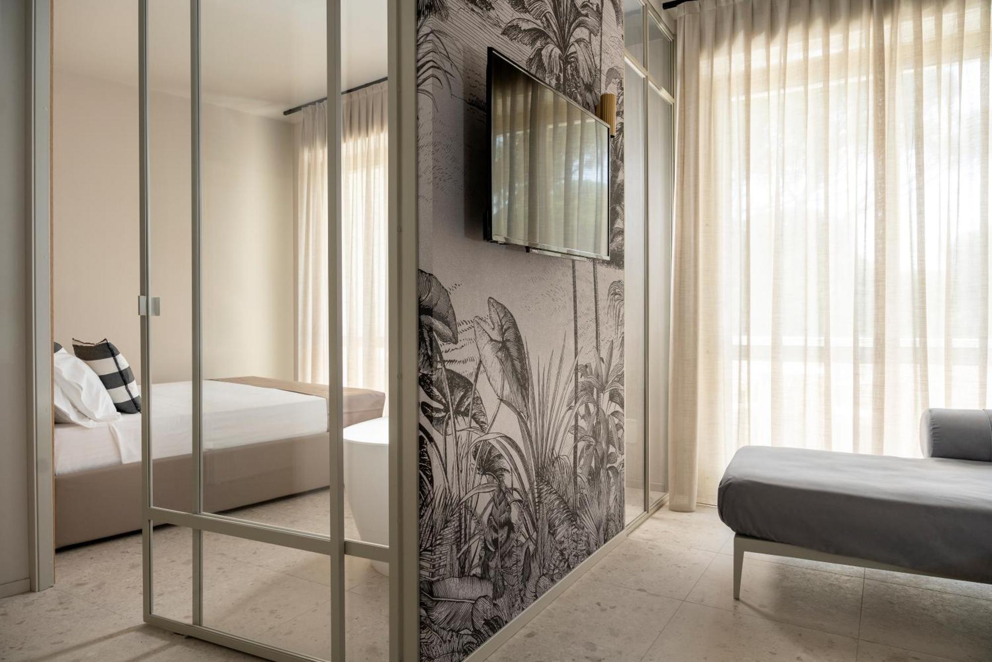 Hotel Luxor Milano Marittima Exteriör bild